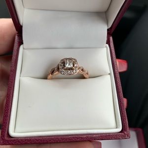 1K engagement ring